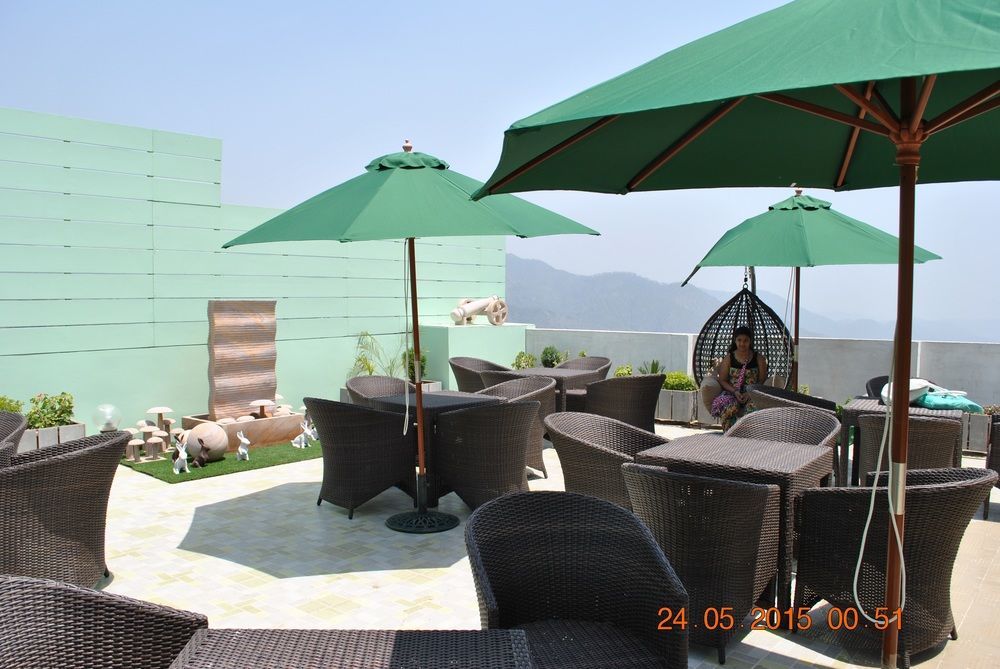 Lans Castle Hotel Lansdowne Kültér fotó
